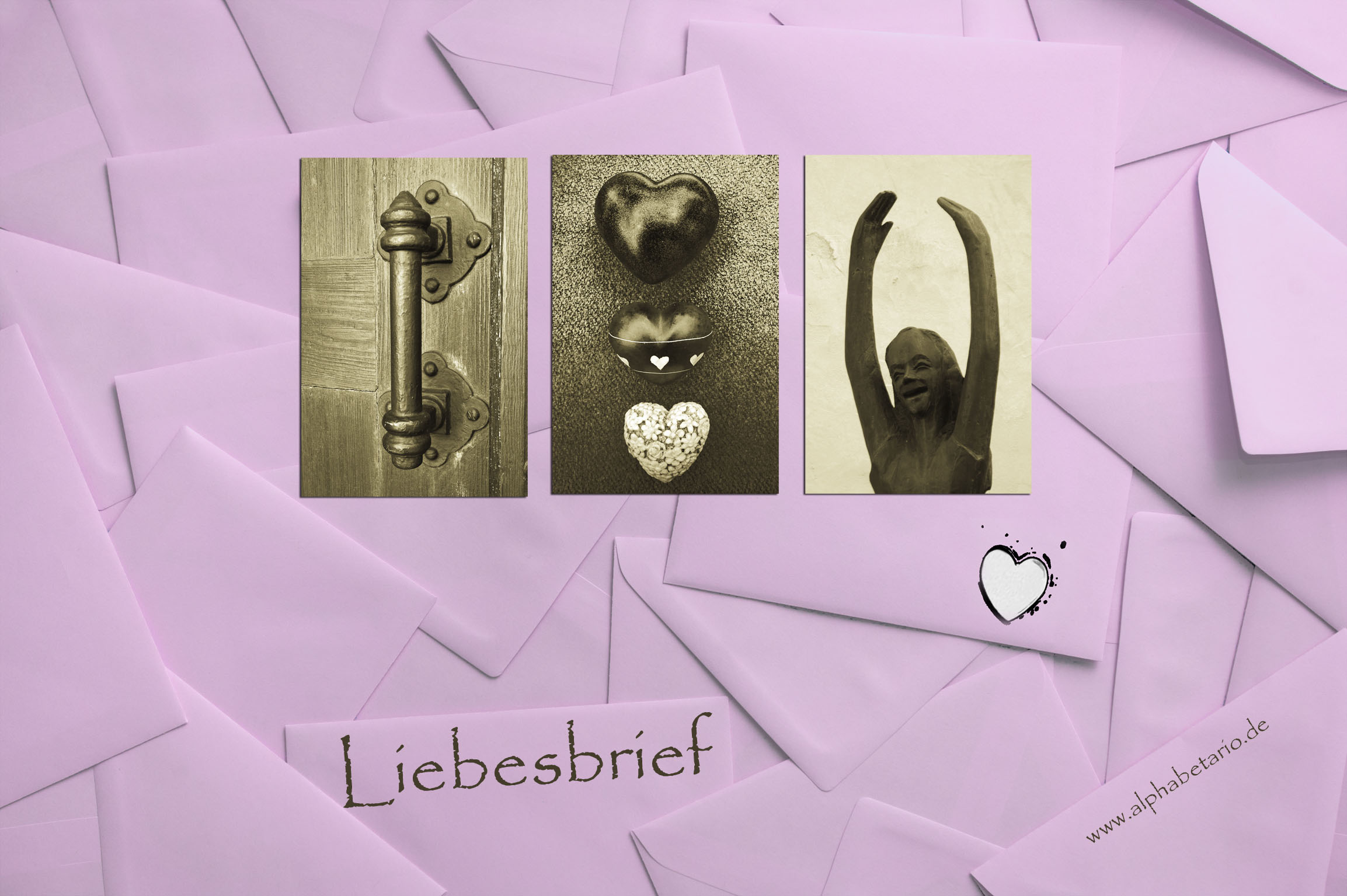 Drei Alphabet Fotos "I ♥ U" in Sepia in einem rosa Briefumschlag fertig zum Verschenken.